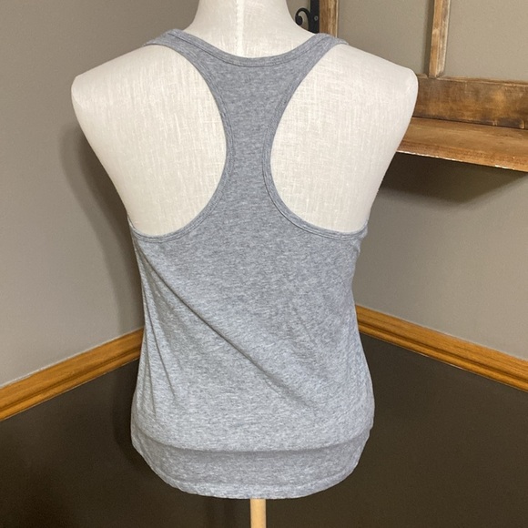 Nike gray & hot pink racerback tank top size M - Picture 2 of 5